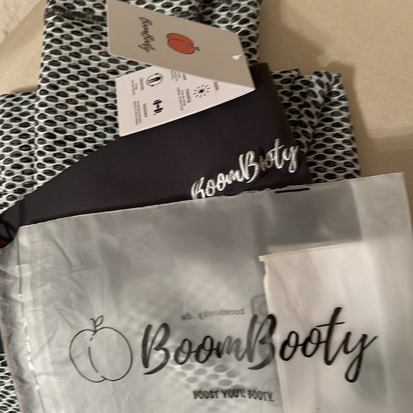 Boom Booty Leggings Womens XL Gym Spider Gray New With Tags. $65 Retail - Picture 5 of 6